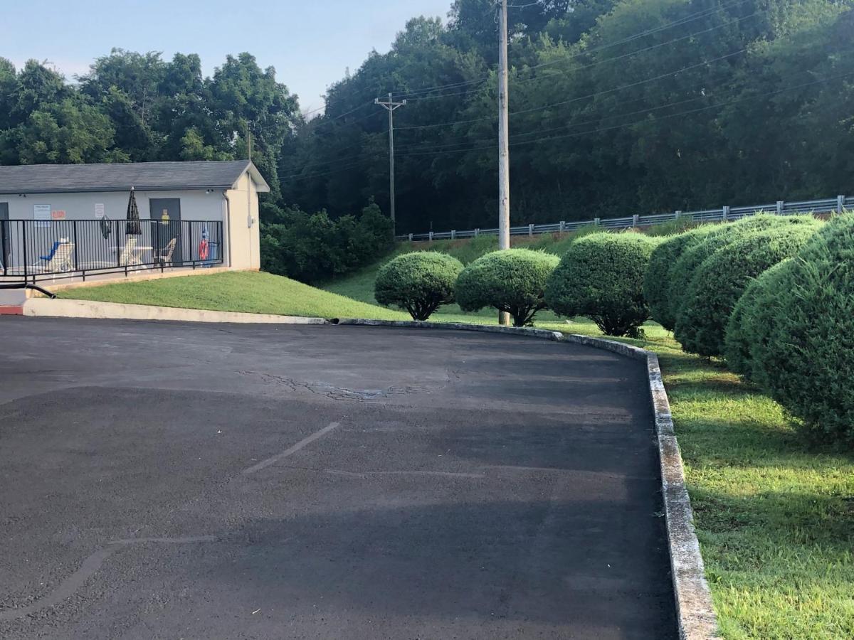 Travelodge By Wyndham Clarksville Esterno foto