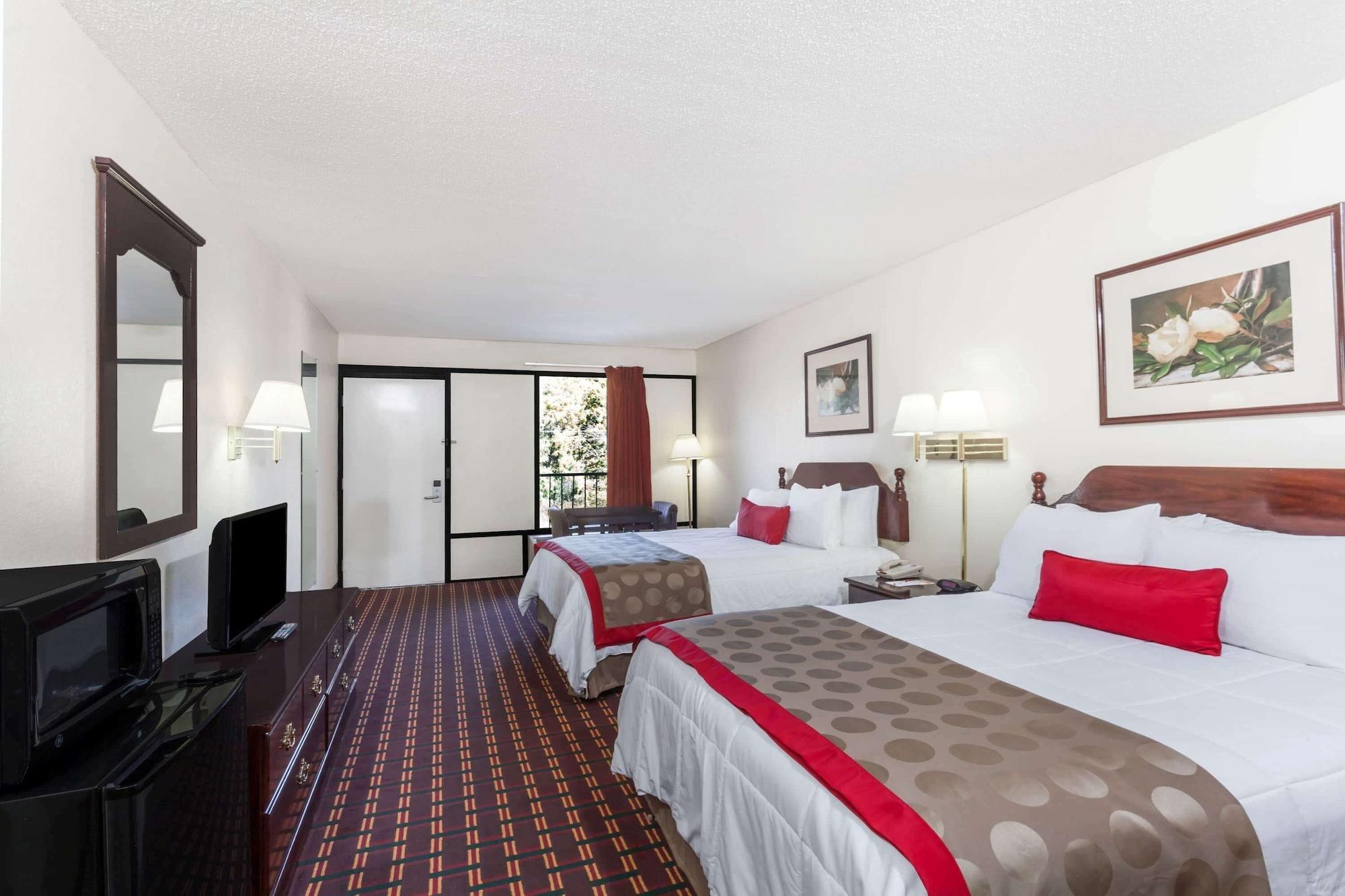Travelodge By Wyndham Clarksville Esterno foto