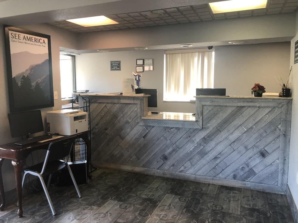 Travelodge By Wyndham Clarksville Esterno foto
