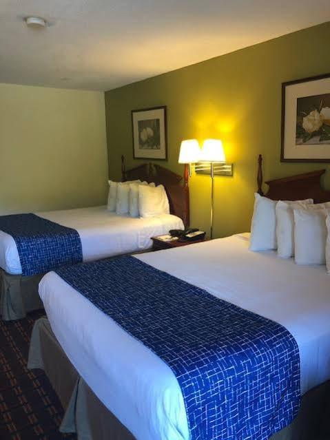 Travelodge By Wyndham Clarksville Esterno foto
